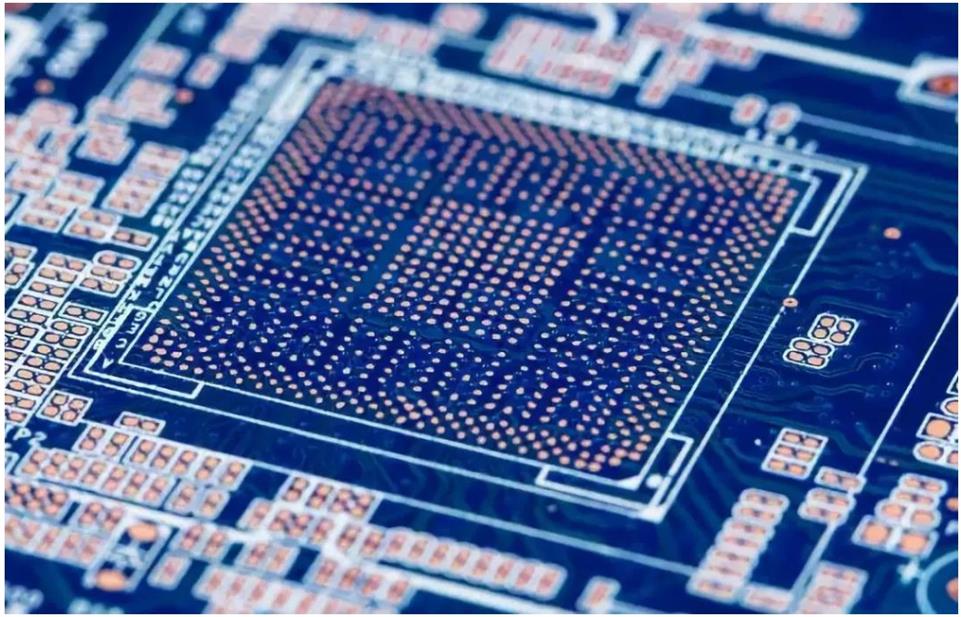 如何選擇安全環(huán)保的PCB板清洗方式？